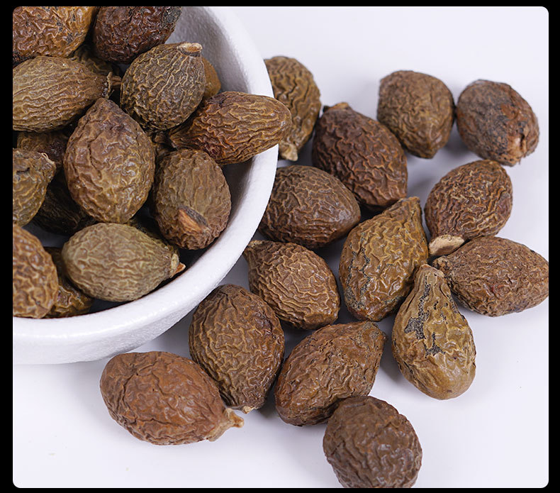 Pang Da Hai (Sterculia lychnophora) — Dried Malva Nut Seed for Herbal Tea in use