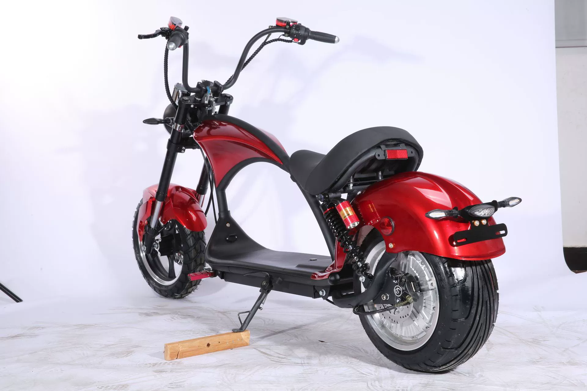 Производители электрический скутер 2000W60V Ретро Harley автомобильный аккумулятор может быть извлечен cityCoco