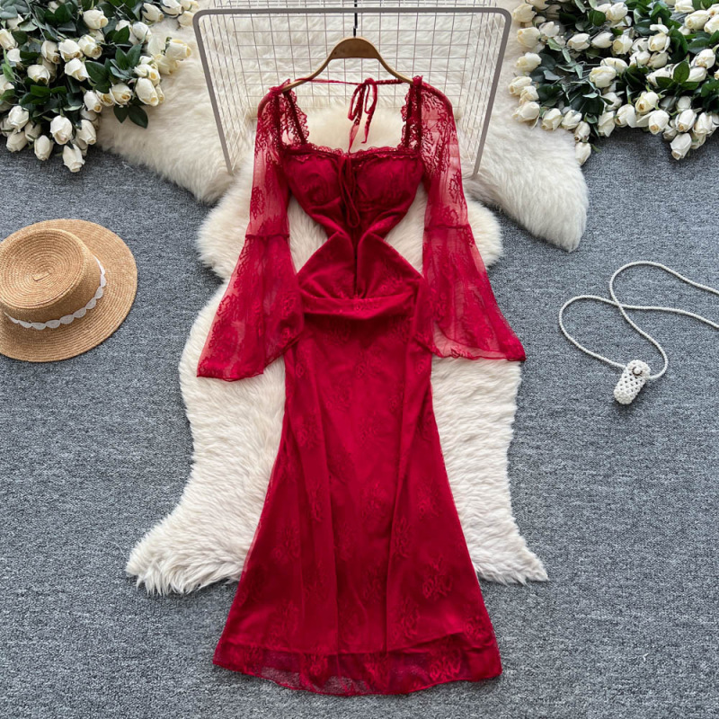 Cross-Border Red Evening Dress for Women, European and American Fashion Ladies, Square Neck, Bell Sleeves, Waist Slimming, Elegant Lace Dress