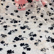 �����Wֲ�q�P����ɫ������һ�ٽz������߅Ů�b�B��ȹ������������