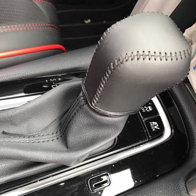 Suitable for Toyota Camry 2022-2023, gear shift cover for 2024-2025 new model Asia Dragon, genuine leather gear shift knob cover