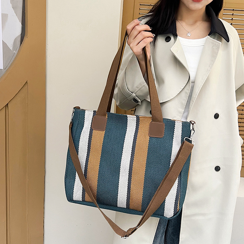 Bolso de lona bolso tote a rayas 2023 nuevo bolso de mujer bolso de mensajero de color dulce japonés de gran capacidad
