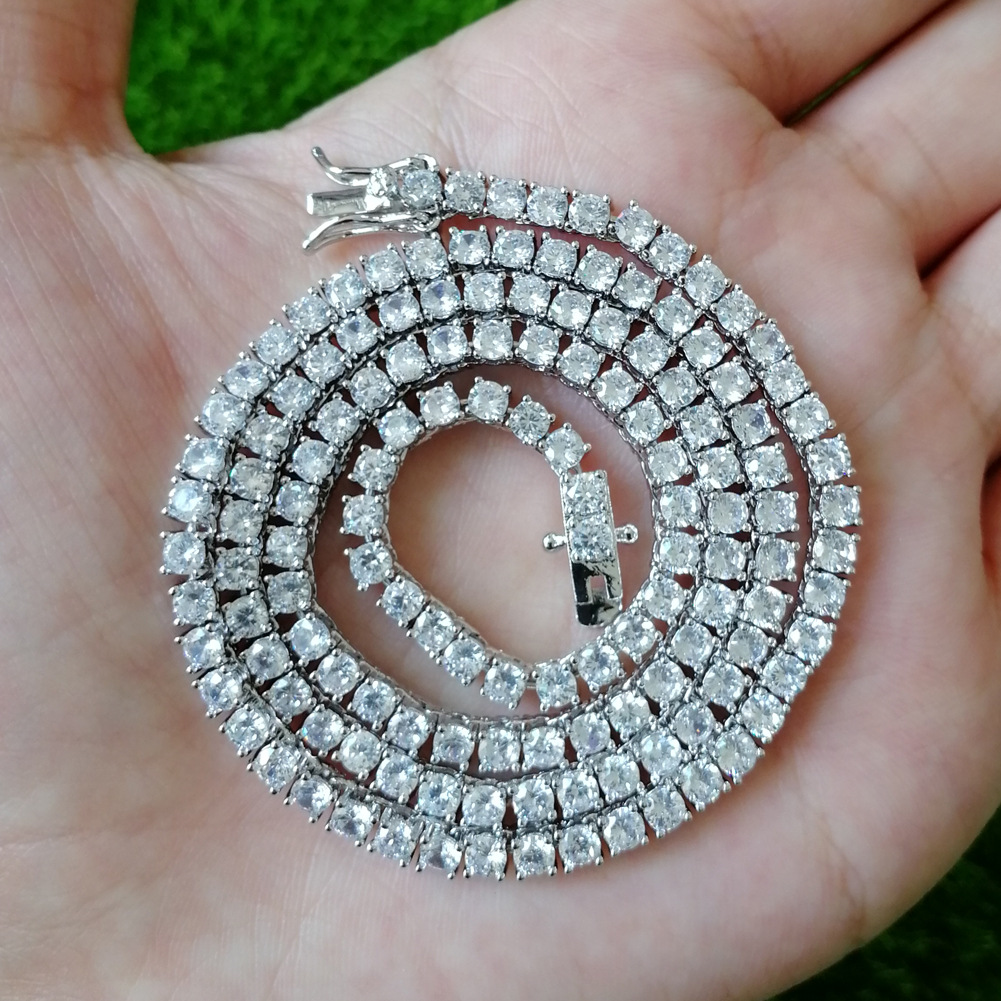 Oversized Sculptural Clear Acrylic Clip-on Earrings Modern Design_voghion.com