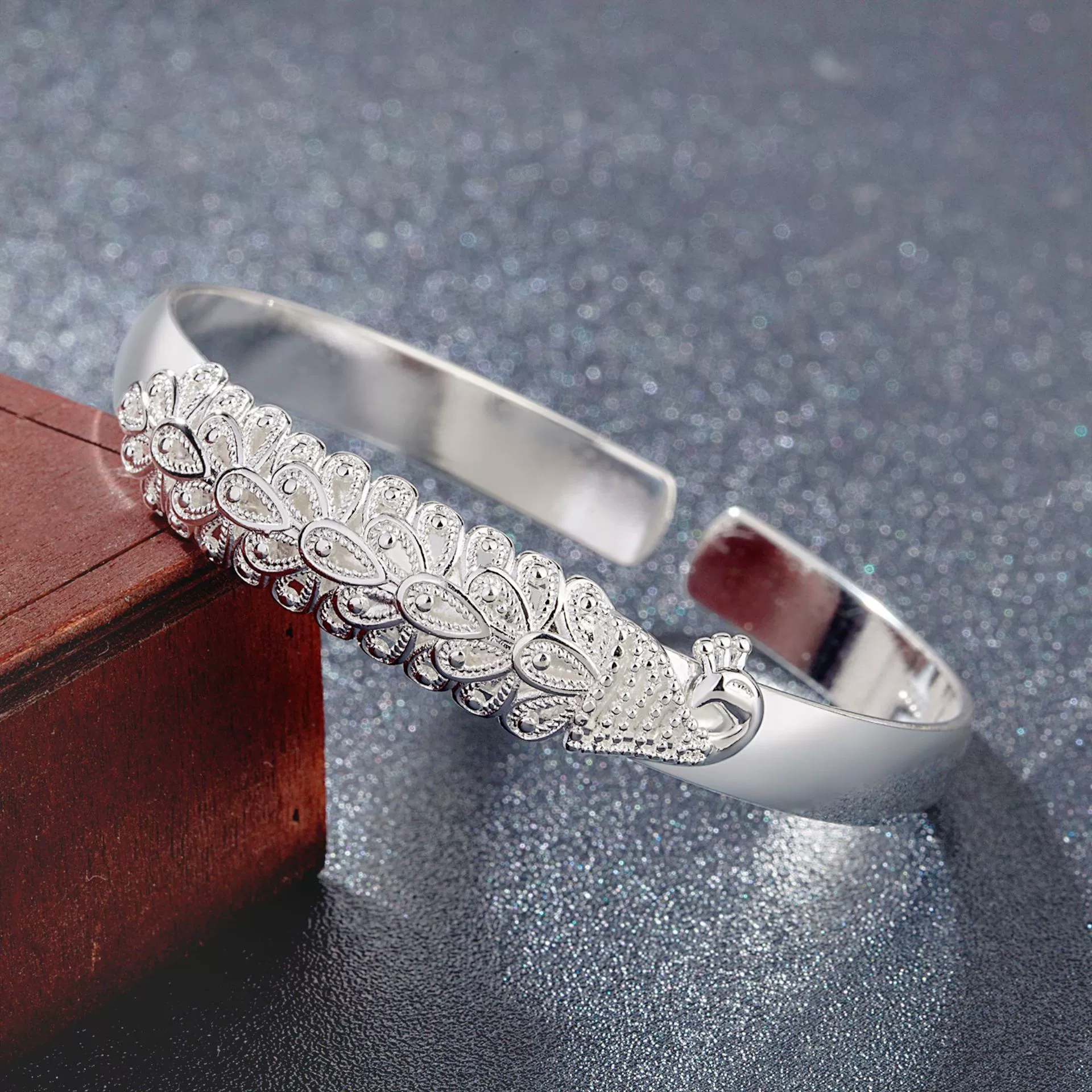 Юйхуа павлин открытая bracelet, резьбленное серебряное браслет, модная яркая серия, прямое применение животное браслет