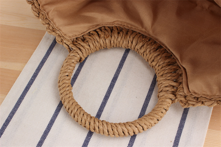 Women's Small Straw Solid Color Fashion Hollow Out Shell String Crossbody Bag display picture 9