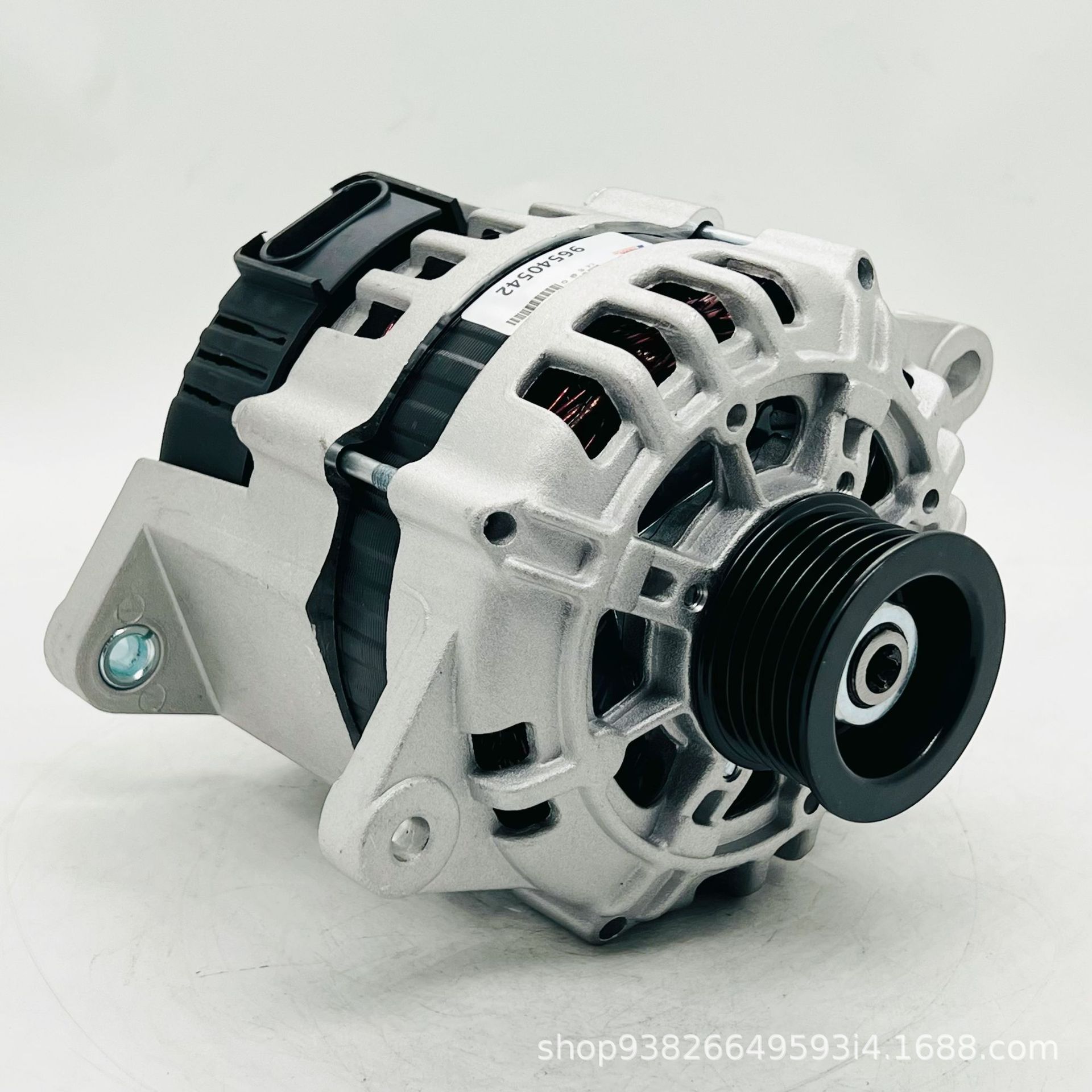 Suitable for Chevrolet car generator 96540542 96954113 96838439 auto parts direct sales