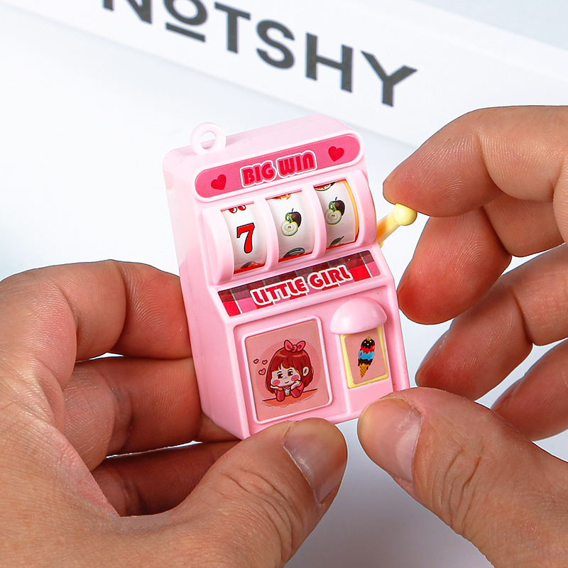 Máquina de fruta ganadora de dibujos animados creativa mini máquina de lotería para niños puzzle juguetes pequeños premios de jardín de infantes regalos transfronterizos