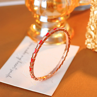 �W�tins�A���ߵ��ͽ�ָ��18K���h��ָ���Cõ��ʽ������l���l