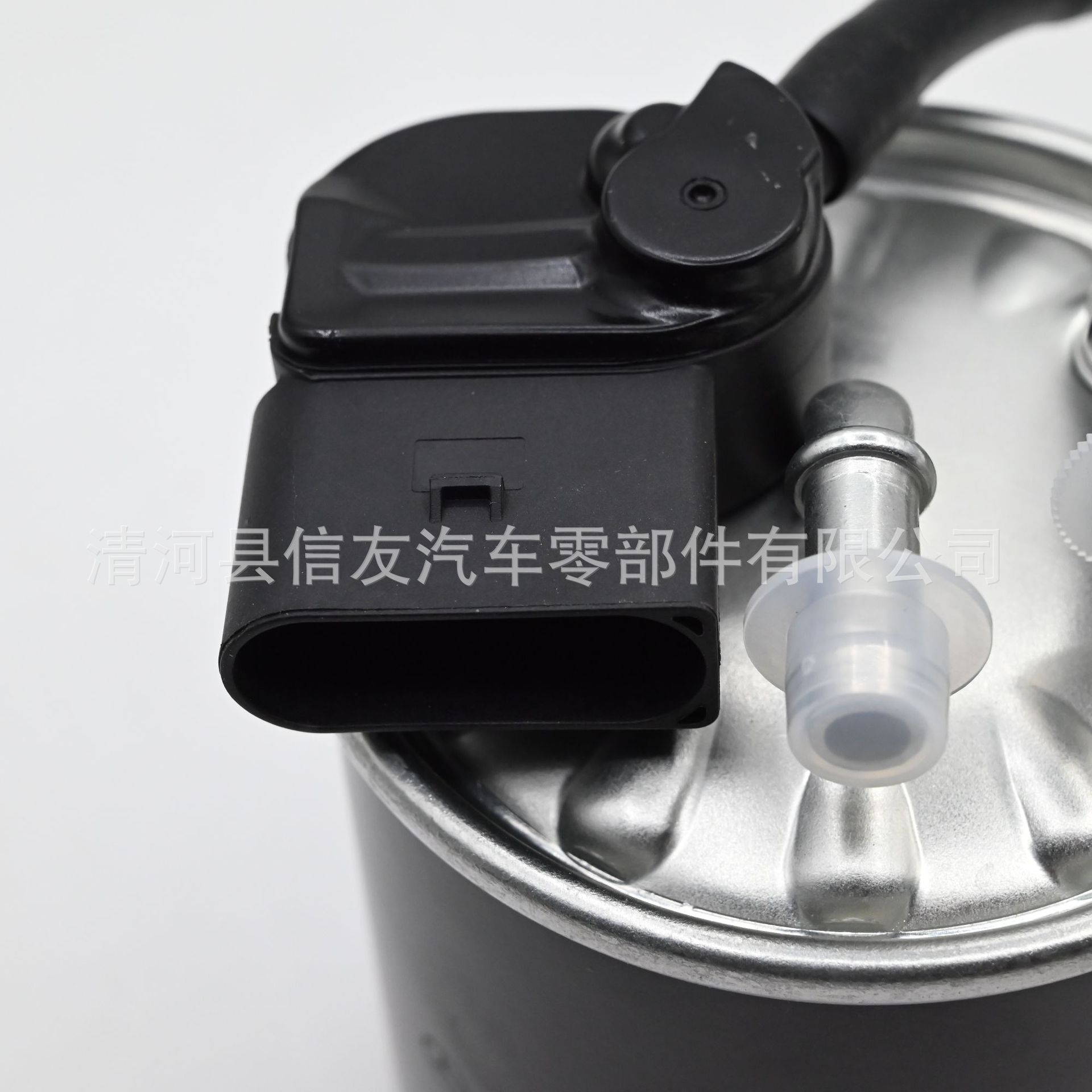 Suitable for Vito Sprinter Viano Fuel Filter Element A6510902852 A6510901652 Gasoline