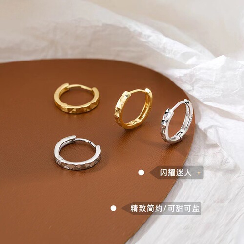 Japanese and Korean geometric cut round carat flower drop earrings, rhombus niche earrings, minimalist design, versatile and simple hoop earring
