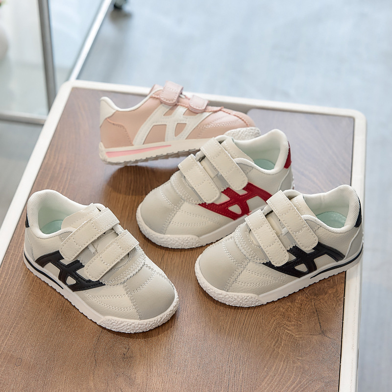 Zapatos deportivos para niños 2026 primavera nuevo niño niñas zapatos de skate para niños pequeños y medianos bebés zapatos blancos suaves zapatos Agan