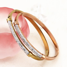 �羳��ˮ����ɫ�����C���ʯ����W�����u�������18K���֭h