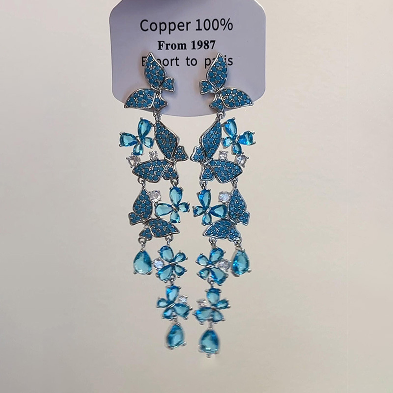 Agujas de plata transfronterizas flores de zircón aretes de bordillo estilo de moda pernos de auriculares lujosos de alto nivel de diseño de auriculares nicho