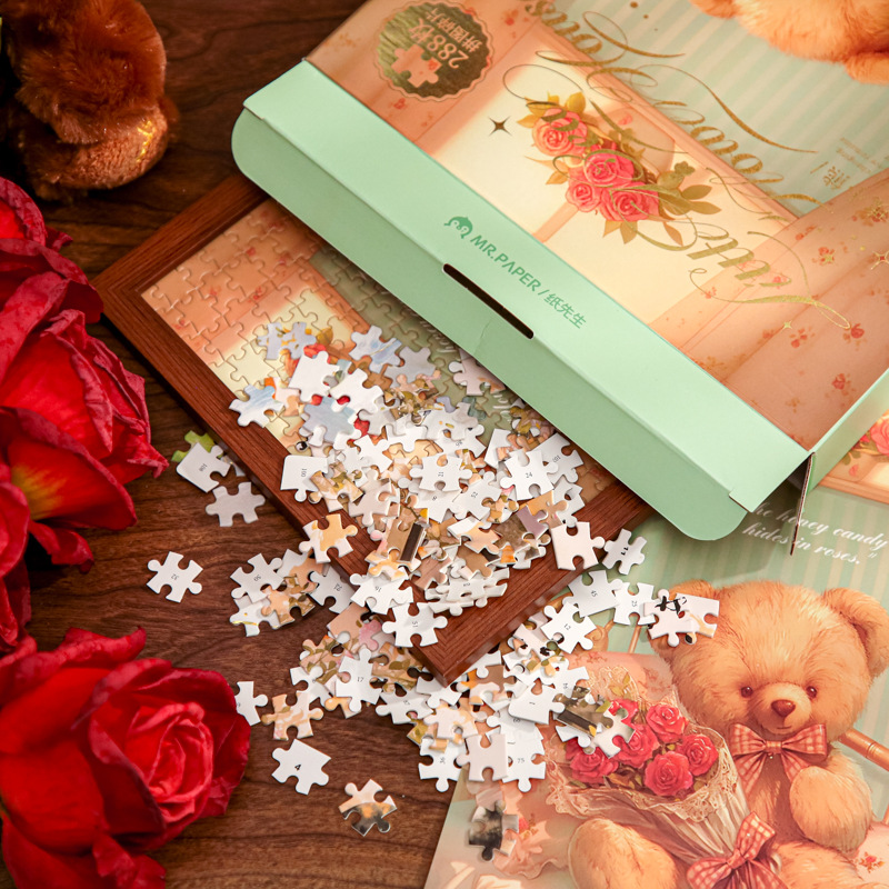 Mr. Paper Puzzle Caja de regalo Sala de flores clásica de Little Bear Regalo de alto valor Estudiante Diy Puzzle de escritorio Adornos