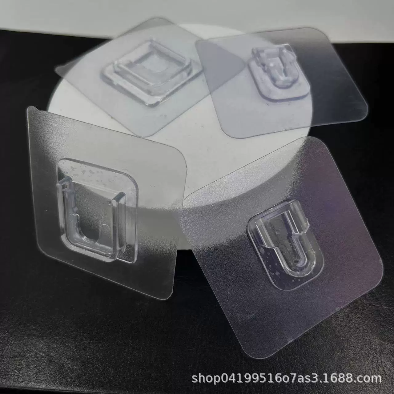 Мощная наклейка без пробивания