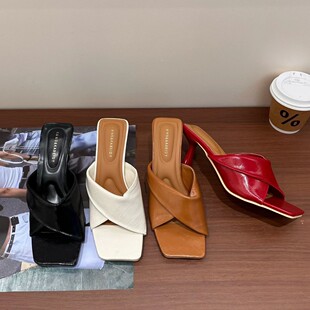 �߸�������ЬŮ2026�ļ�¶ֺţ���{�߸�һ���ϛ���Ь