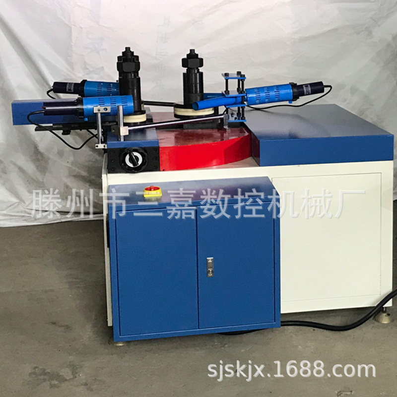 �������Ͻ��Ŵ������仡�� PVC�ܸ��Ͳ�Բ������Բ�����е�豸