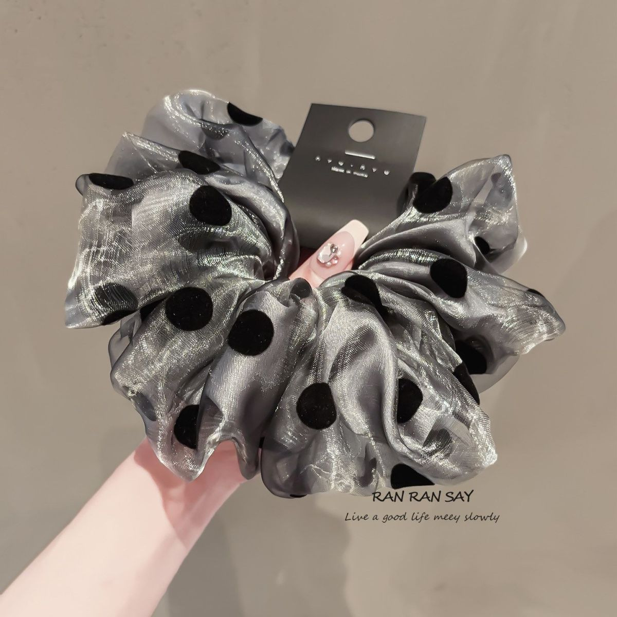 Bolas de cabeza de intestino grueso anillo de cabello de alta sensación de flores de cabello 2026 nuevo disco de cabello cuerda de cabello anillo de cabello de mujer joyas de cabello image 29
