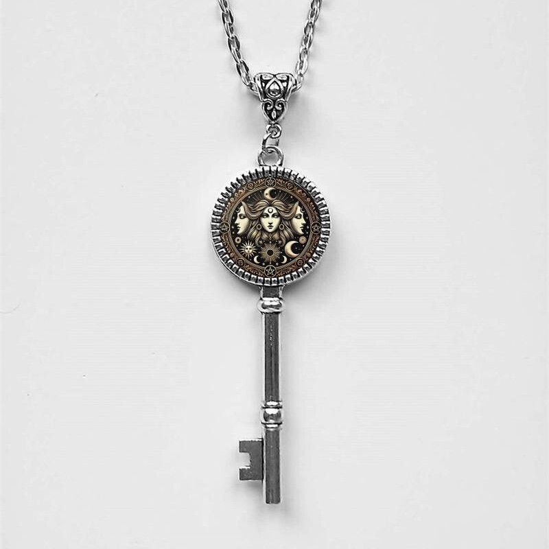 Cross-border foreign trade Amazon fashion triple moon goddess and five-pointed star glass necklace key classic wholesale