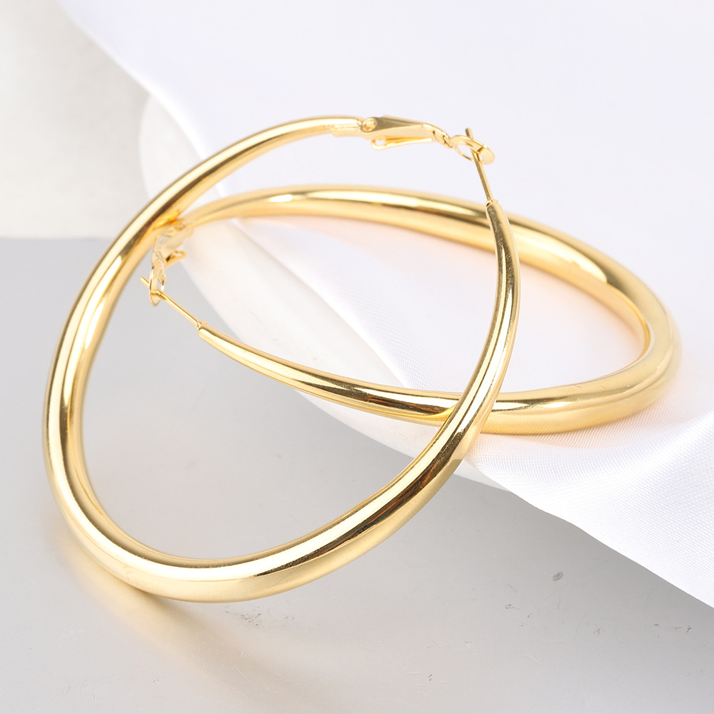 Solid Color Pattern Women's Gender Plating Design 1 Pair Simple Style Solid Color Plating Titanium Steel Gold Plated Earrings