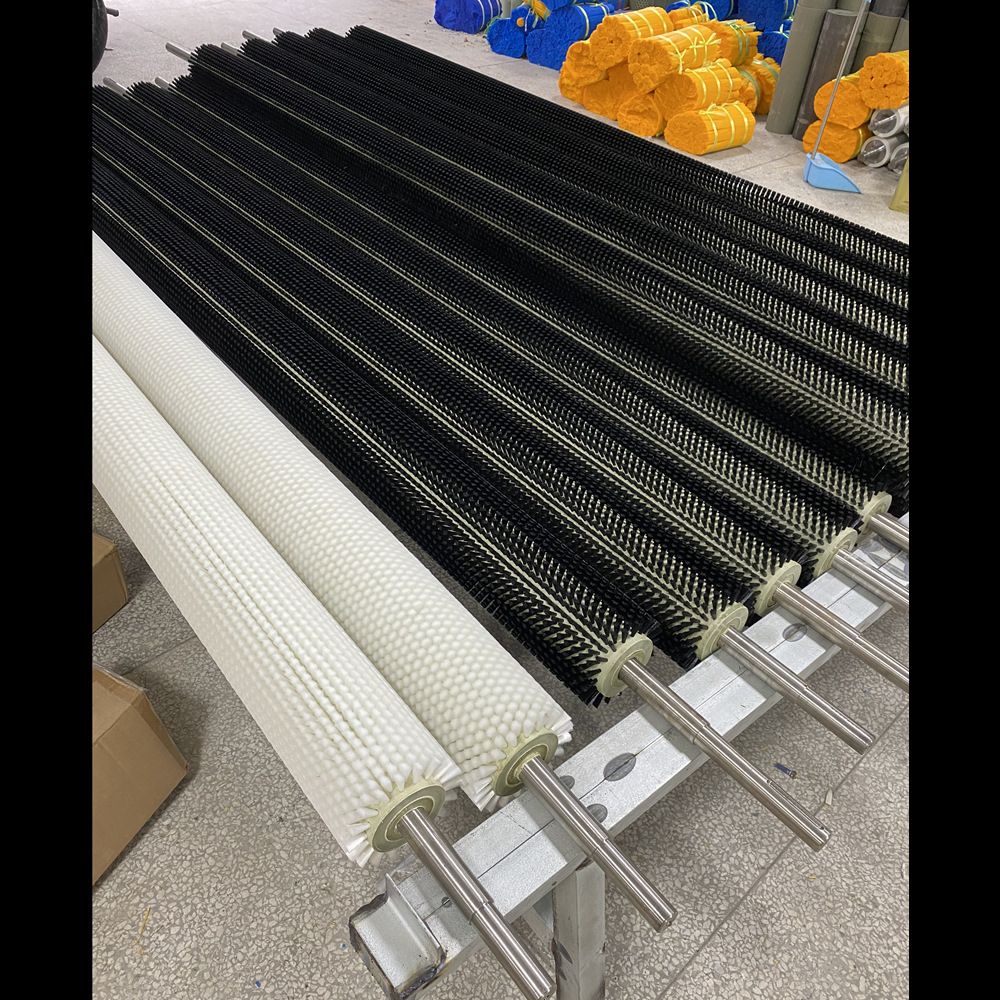 厂家批发清洗毛刷辊 工业尼龙丝机械除尘清洗毛刷辊