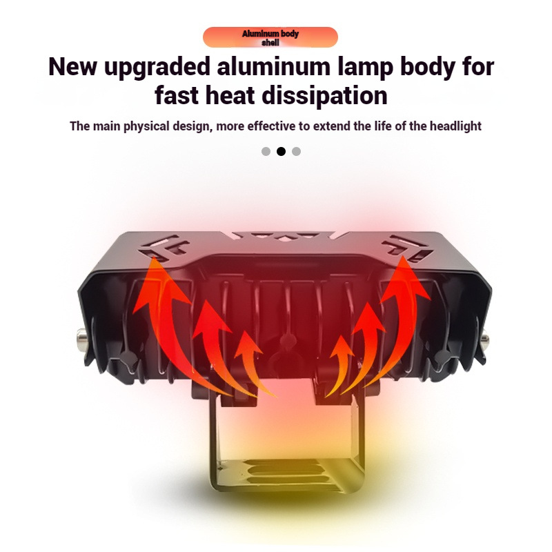 Fábrica de fuente de motocicleta tres lámparas LED pavimentación externa pequeña pistola de acero lente de luz ultra fuerte lámpara de coche eléctrico
