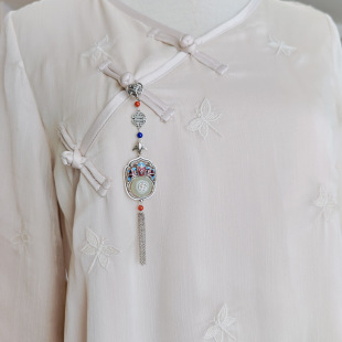 [Nangong Lotus Jade] original ancient style Hetian jade sterling silver cheongsam press placket buckle Lotus tassel pendant Hanfu accessories