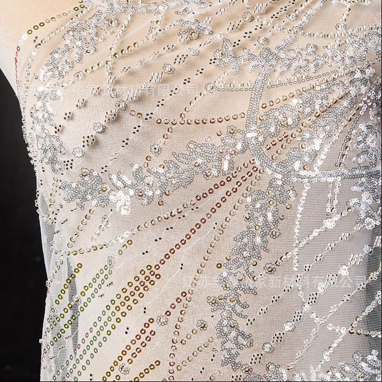 tela de malla blanca flor sequineta cuentas de clavos tela de moda de alta gama vestido de boda