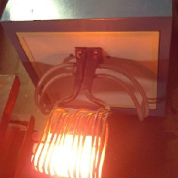 供应汽车标准件热镦机（50KW）