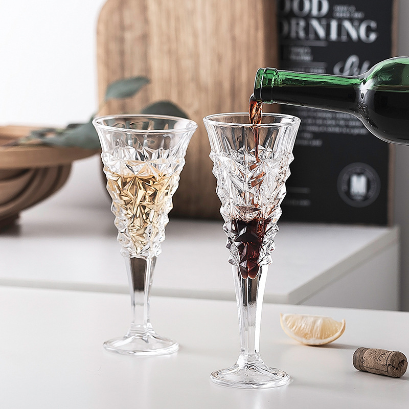 Ins en línea vinos rojos vinos europeos caseros tazas de champagne tazas de cristal sin plomo tazas de pie alto