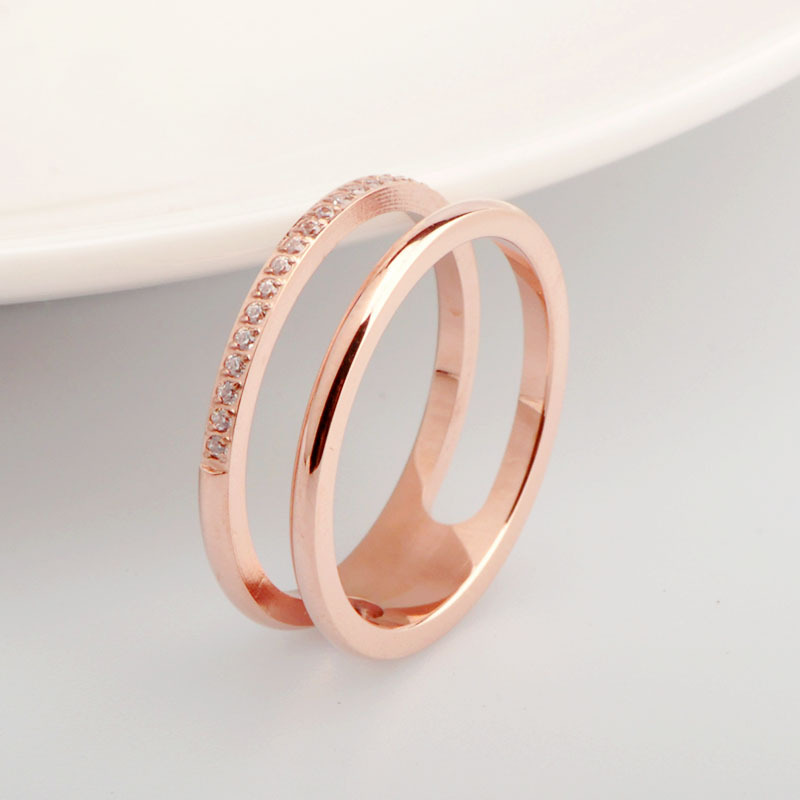 10g Weight 0.03µm-0.05µm Gold Plating Thickness Titanium Steel Rose Gold Plated Simple Style Inlay Geometric Zircon Rings