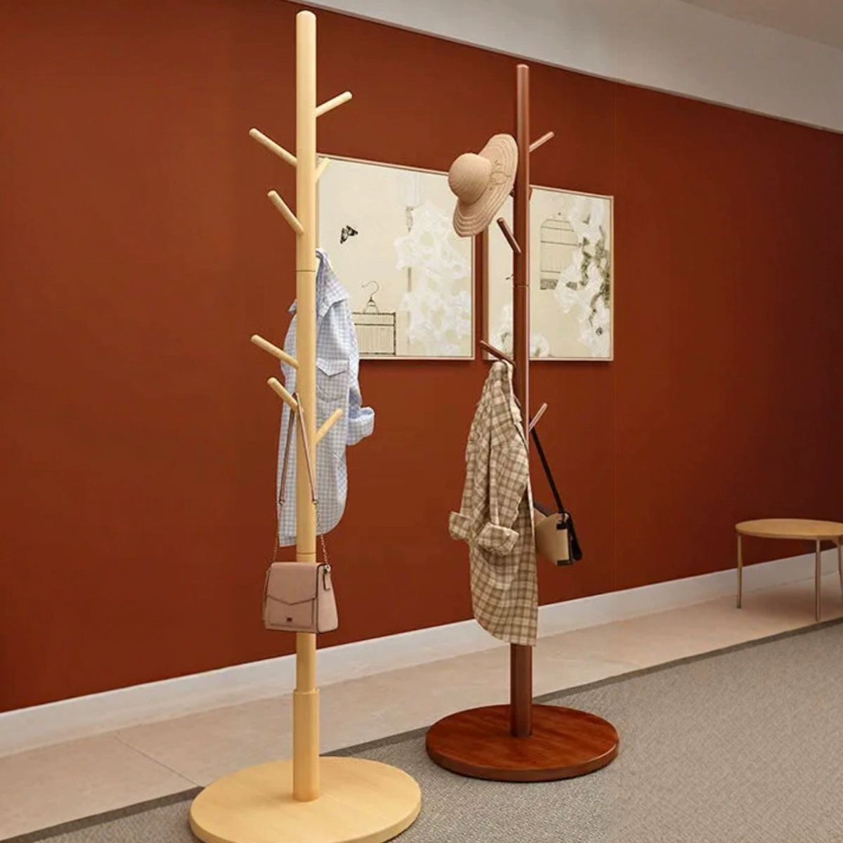 Perchero de madera maciza perchero de piso a techo para dormitorio estante para ropa simple moderno para sala de estar estante para colgar para el hogar simple vertical