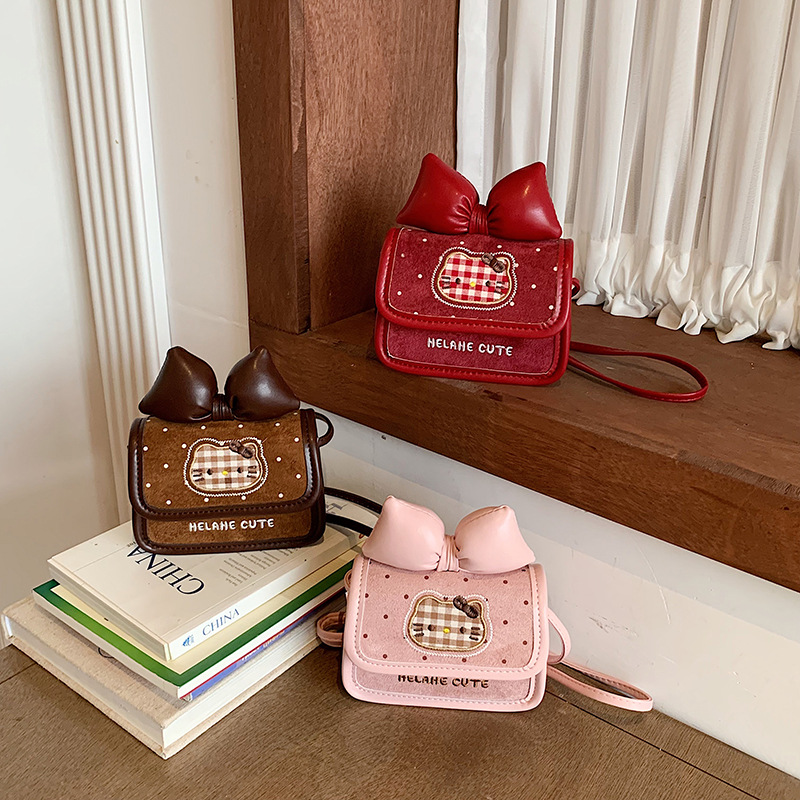 New autumn and winter collection: retro-style, three-dimensional bow and polka dot small square bag, fashionable for girls, and a matching lipstick crossbody bag for parents and children