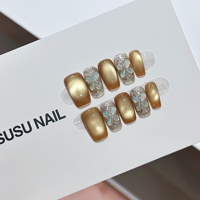 [Gold Fantasy Diamond] Gold Glossy Cat's Eye Brilliant Fantasy Diamond Wearable Nail Patch Removable Nail Patch