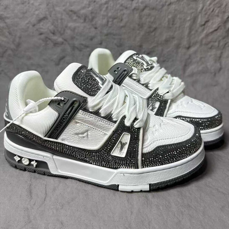 Men's black and white panda-patterned, lightweight, thick-soled casual sneakers; women's versatile, sporty, and lightweight white sneakers; men's "Donkey" brand dad shoes Men's black and white panda-patterned, lightweight, thick-soled casual sneakers; women's versatile, sporty, and lightweight white sneakers; men's "Donkey" brand dad shoes