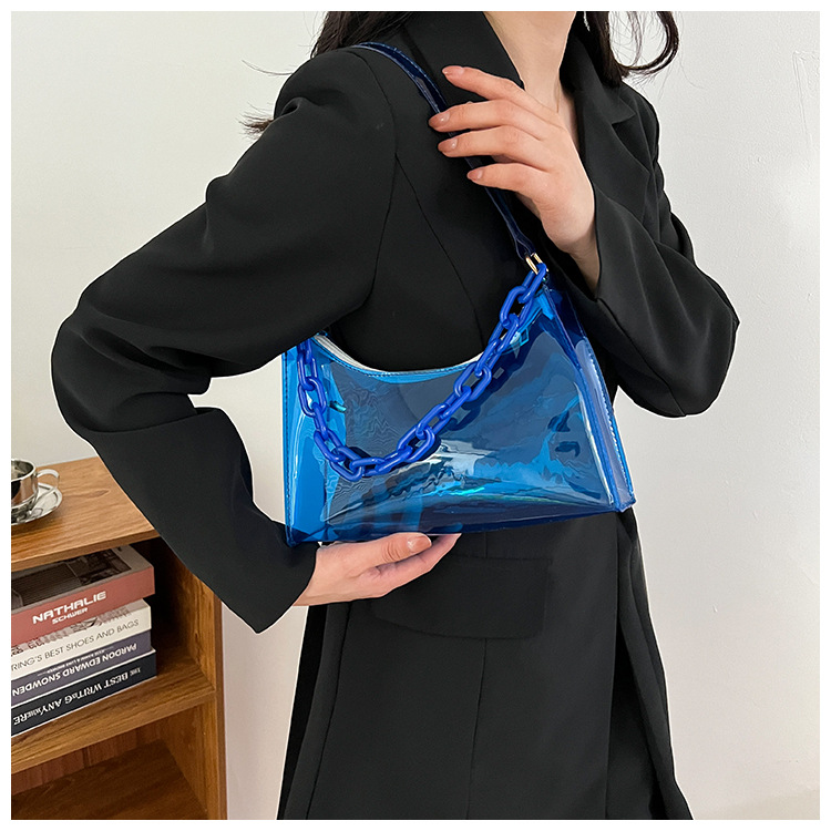 Women's Small All Seasons Pvc Solid Color Vintage Style Square Zipper Shoulder Bag display picture 2