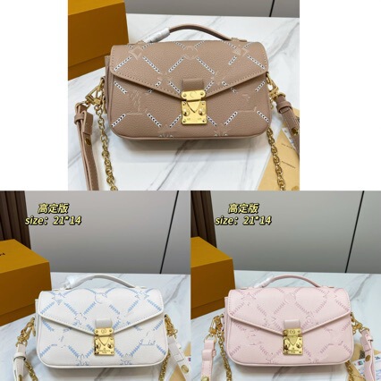 2026 Early Spring New Genuine Leather Women's Handbag, Printed Women's Messenger Bag, Trendy Flap Lock Shoulder Bag