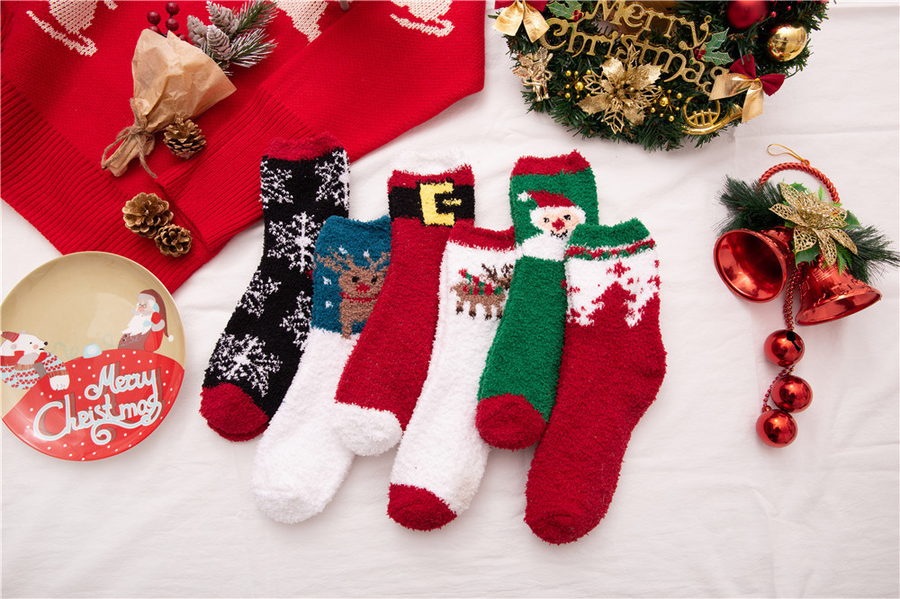 Femmes Noël Dessin Animé Fibre D'acétate Nylon Crew Socks Une Paire display picture 4