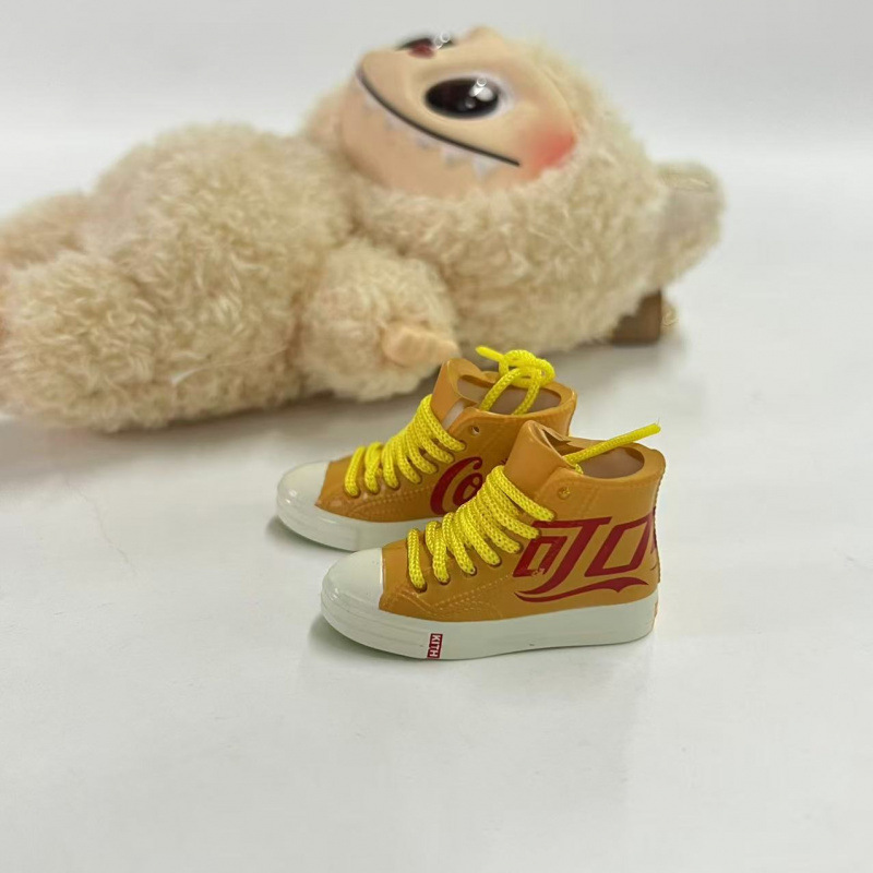 LABUBU Zapatos Rabu Ropa de bebé 17cm felpa vinilo bolso de muñeca colgante para zapatos desnudos caja ciega