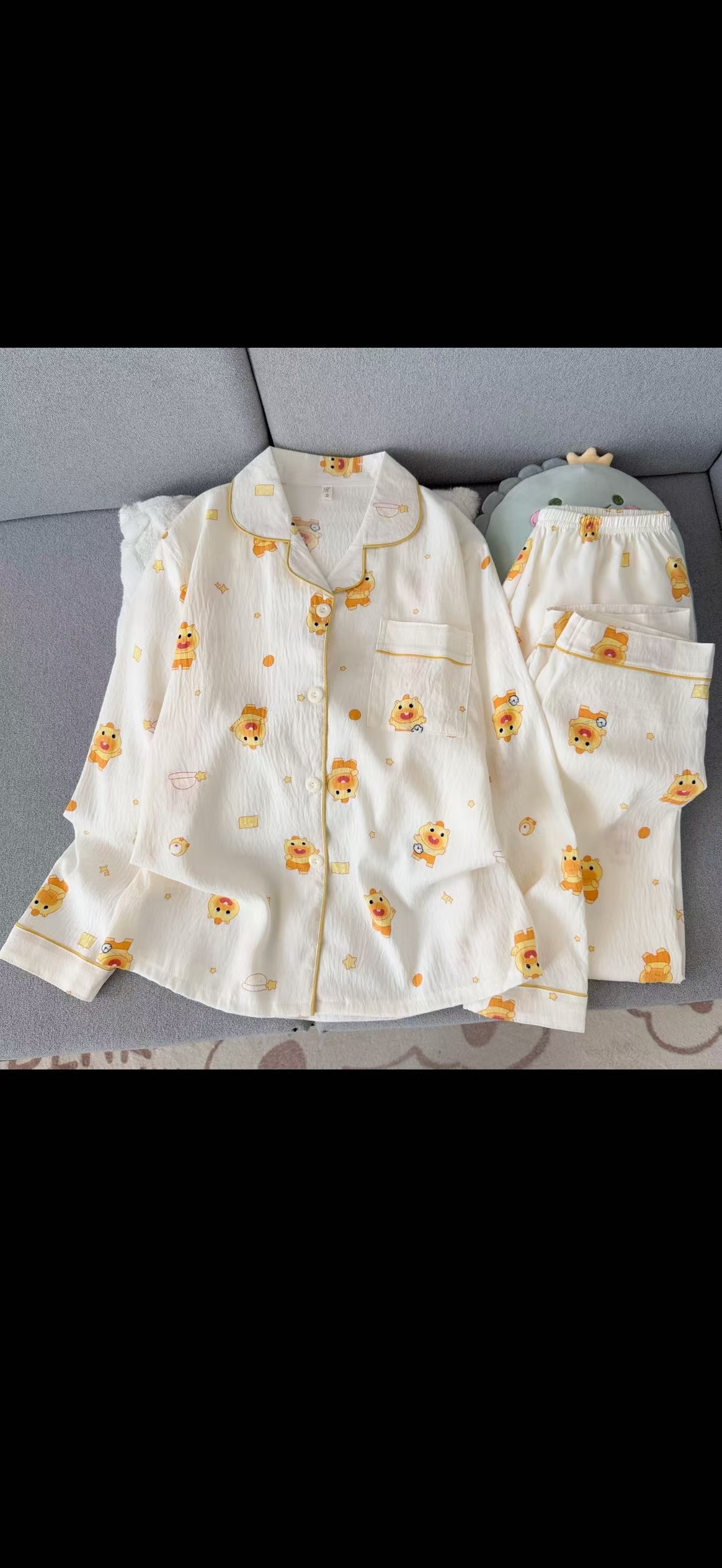 Algodón nublado al por mayor transfronterizo nuevo pijama de niña pantalones de manga larga delgados dulces dibujos animados impresión de ropa para el hogar set
