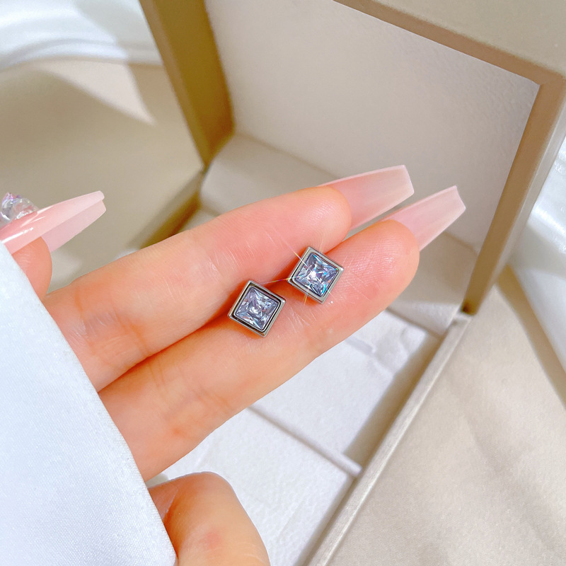 【通体钛钢】方形锆石极简风耳钉冷淡男女耳环个性气质宴会耳饰详情10