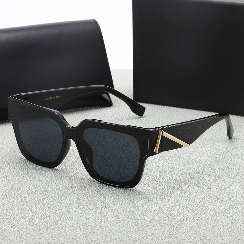 New Women's Sunglasses Fashion Sunglasses Cat's Eye Leisure Holiday Sunglasses 6259