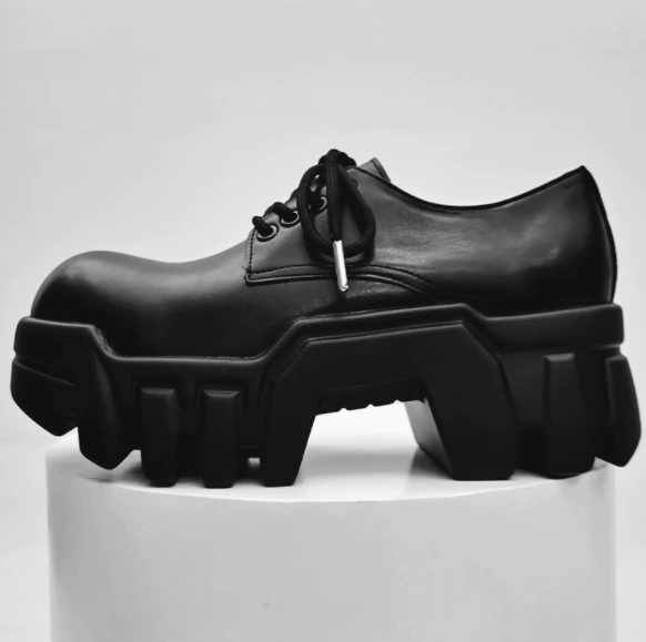 Парижский зубчатый бульдозер с толстой подошной обувью дерби мужской прилив нишевые туфли высокого уровня 8CM кожаные туфли для кексов