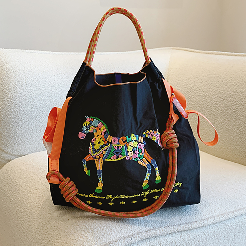 Japanese-Style New Ball Chain Floral Embroidery Shopping Niche Canvas Bag Eco-Friendly Shoulder Crossbody Bag for Girls Japanese-Style New Ball Chain Floral Embroidery Shopping Niche Canvas Bag Eco-Friendly Shoulder Crossbody Bag for Girls