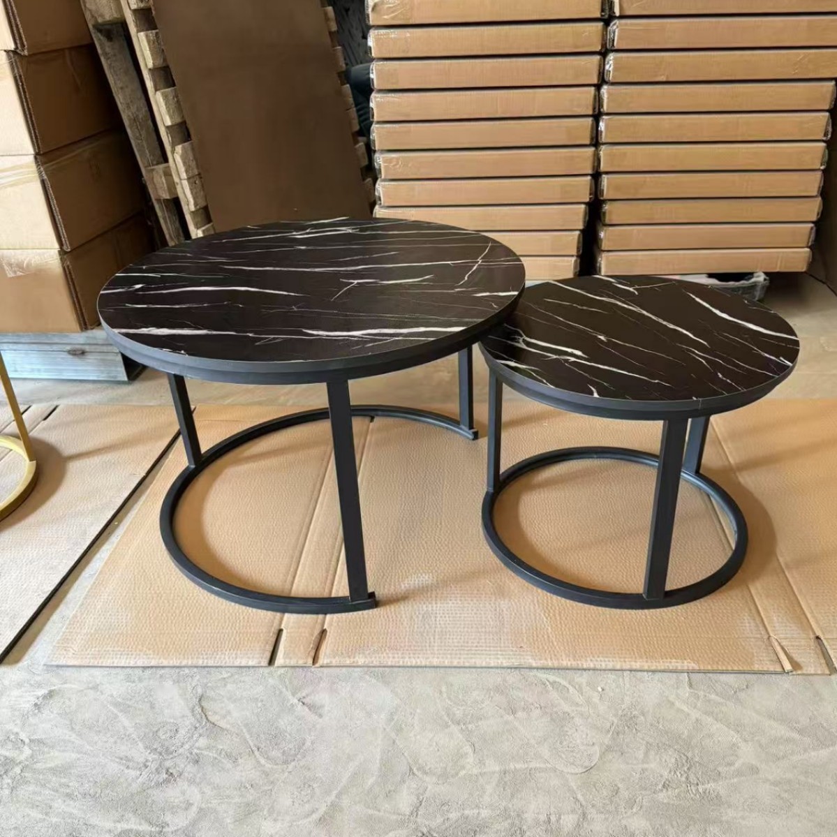 Mesa de centro Mesa de centro nórdica de alta calidad, mesa de centro de placa redonda de madera, sala de estar de estilo antiguo, mesa de centro de combinación minimalista italiana