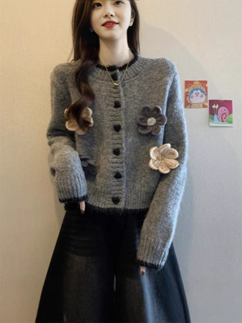 2025 otoño y invierno nuevo estilo coreano tridimensional gancho flor de punto Cardigan amor botón suéter retro chaqueta de chaqueta de comercio exterior mujeres image 1