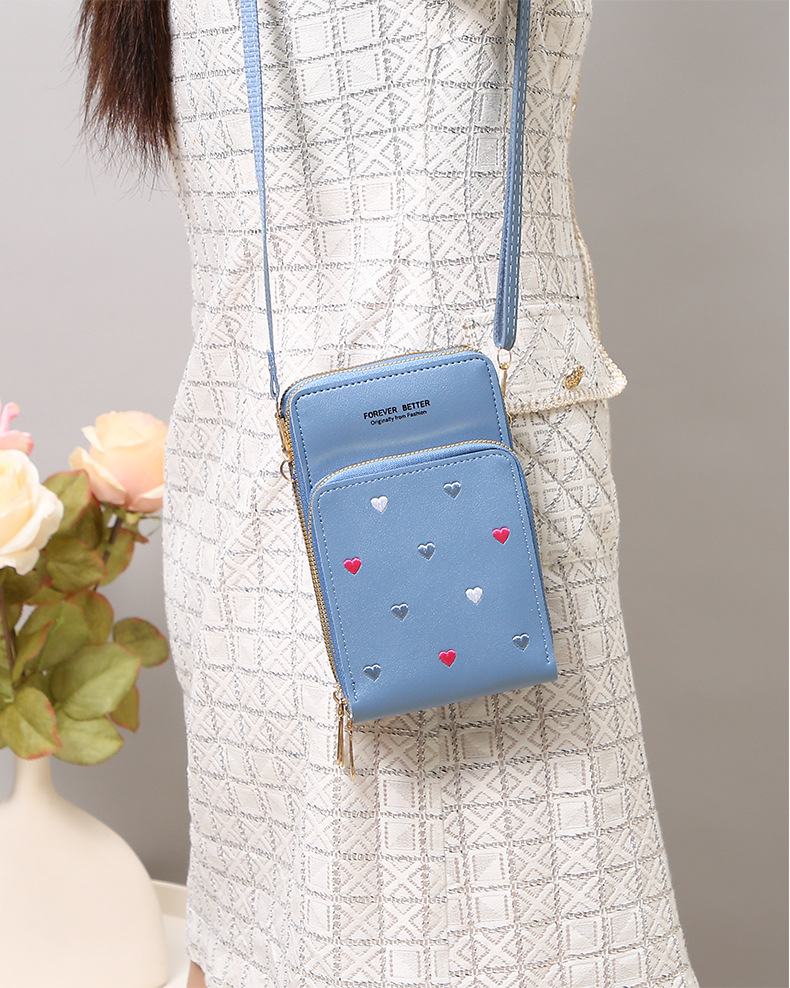 Women's Pu Leather Heart Shape Elegant Square Zipper Shoulder Bag Phone Wallets Crossbody Bag display picture 4