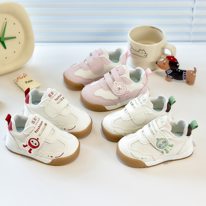 2026 primavera y otoño bebés zapatos para niños y niñas, dibujos animados para niños, zapatos para bebés suaves, zapatos antideslizantes, zapatos Agan