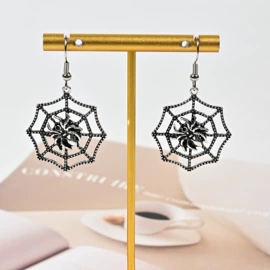 耳钉;耳环;耳坠