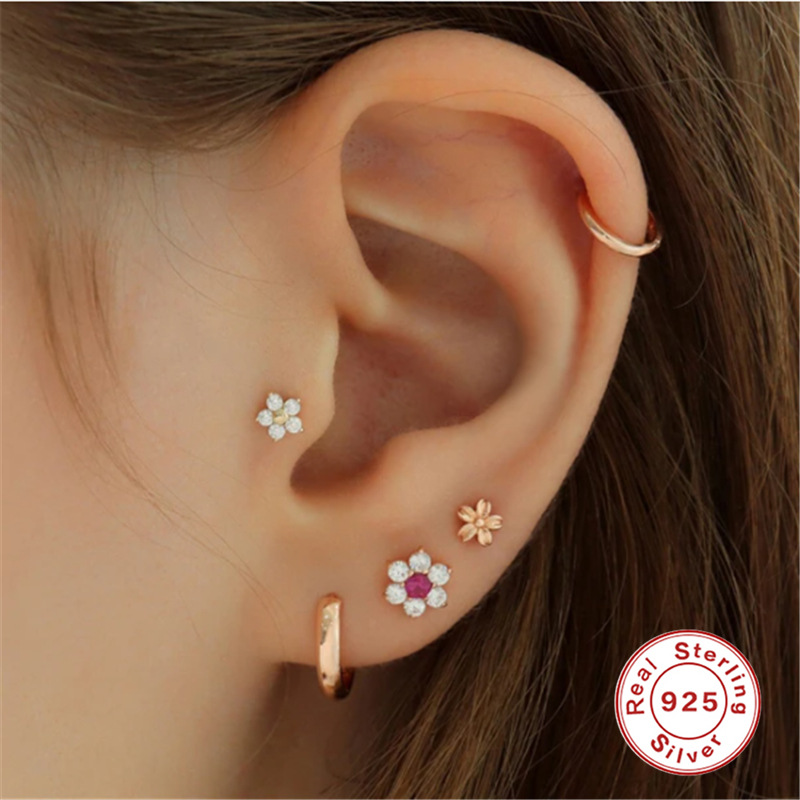 Aretes para Cartílago en Forma de Pétalo 16G S925 de Plata de Ley con Circonia y Rosca Plana